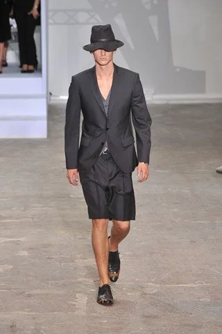 Look 37